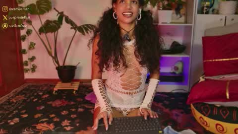 Snapshot of stellart_ chatting on November 27, 12:56 am stellart_ online show from November 27, 12:56 am