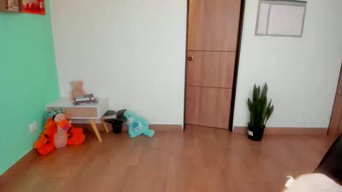 sara  instagram sariishalove online show from October 5, 12:03 pm