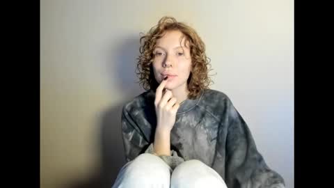 S T E L L A online show from November 28, 12:41 pm