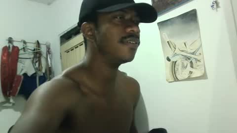 Snapshot of stemanlu9 chatting on February 20, 11:43 pm Steman online show from February 20, 11:43 pm