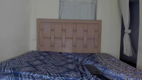 Snapshot of stepcouple__ chatting on March 12, 7:49 pm Stepcouple online show from March 12, 7:49 pm