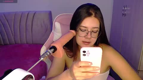 Emma online show from January 5, 11:01 pm