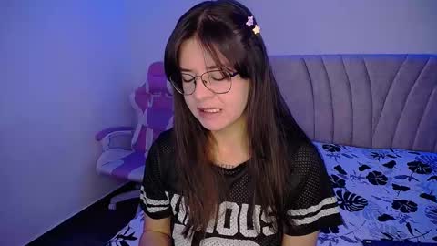 Emma online show from February 12, 5:48 pm