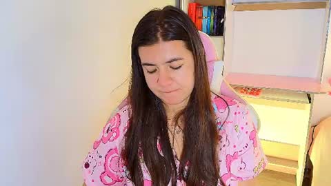 Snapshot of stepha_sweet chatting on July 15, 10:53 am Emma online show from July 15, 10:53 am