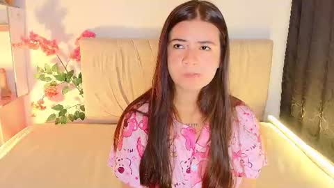 Snapshot of stepha_sweet chatting on July 25, 5:38 am Emma online show from July 25, 5:38 am