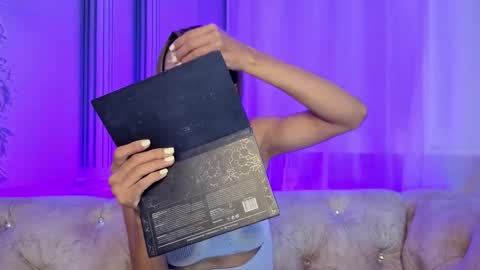 Stefff  online show from March 27, 3:34 pm