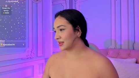 Snapshot of stephania_diamond chatting on January 17, 8:24 am         online show from January 17, 8:24 am