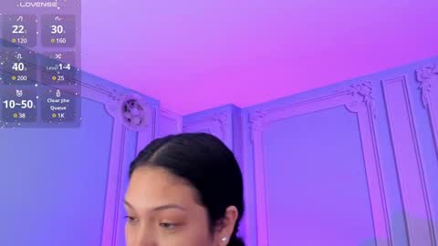 Snapshot of stephania_diamond chatting on January 23, 2:44 am         online show from January 23, 2:44 am