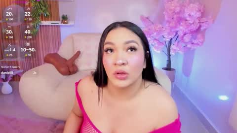 Snapshot of stephania_diamond chatting on September 20, 3:07 am         online show from September 20, 3:07 am