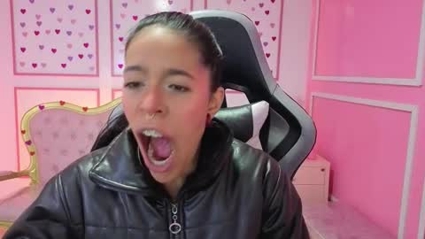 Stephania online show from September 26, 11:36 am