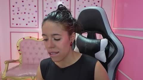 Stephania online show from October 11, 11:42 am