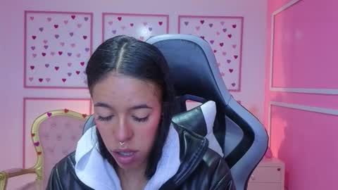 Stephania online show from October 15, 11:43 am