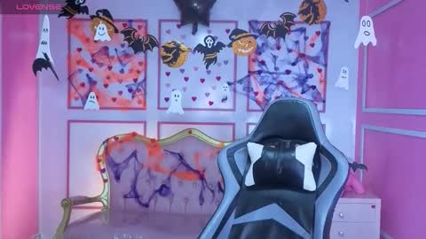 Stephania online show from October 30, 11:44 am