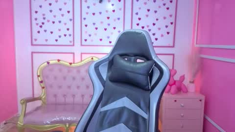 Stephania online show from December 16, 11:48 am