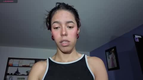 Stephania online show from March 2, 5:31 pm