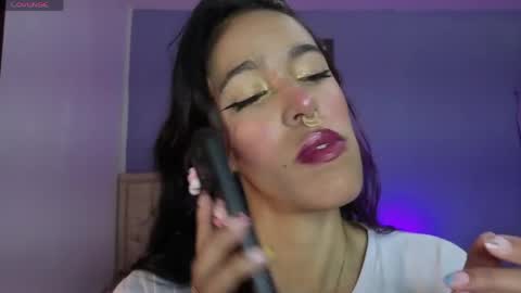 Stephania online show from May 6, 4:01 pm