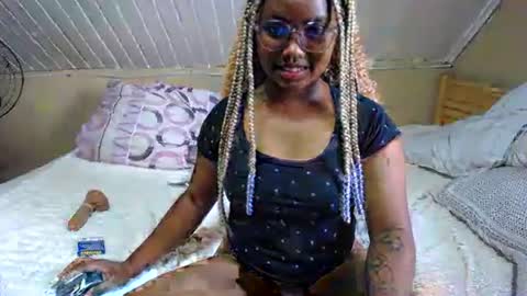 Snapshot of stephaniafa chatting on March 7, 6:02 am perfectly imperfect girl online show from March 7, 6:02 am