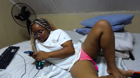 Snapshot of stephaniafa chatting on March 11, 8:53 pm perfectly imperfect girl online show from March 11, 8:53 pm