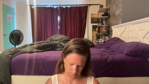 Stephanie  Jason  Class online show from April 6, 12:17 pm