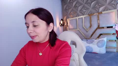 Stephaniesun  online show from May 19, 12:44 pm