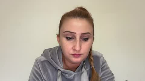 Snapshot of stephany333 chatting on June 15, 10:50 am Stephany online show from June 15, 10:50 am