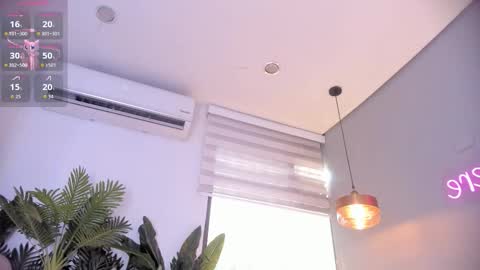 Stephany  online show from March 15, 5:30 pm