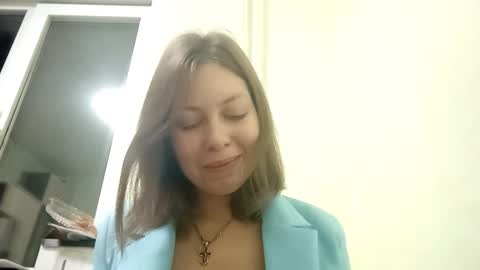 Jessica online show from December 4, 5:43 pm