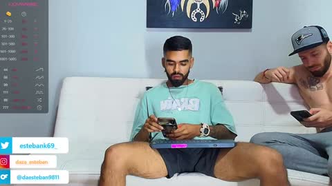 Snapshot of stephenbrown_ chatting on December 20, 8:06 am    ................     online show from December 20, 8:06 am