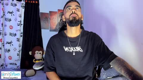 Snapshot of stephenbrown_ chatting on January 11, 3:02 am    ................     online show from January 11, 3:02 am