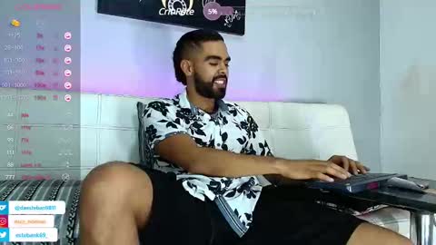 Snapshot of stephenbrown_ chatting on February 24, 1:24 am    ................     online show from February 24, 1:24 am