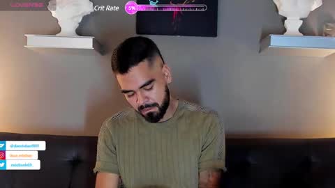 Snapshot of stephenbrown_ chatting on March 4, 12:39 am    ................     online show from March 4, 12:39 am