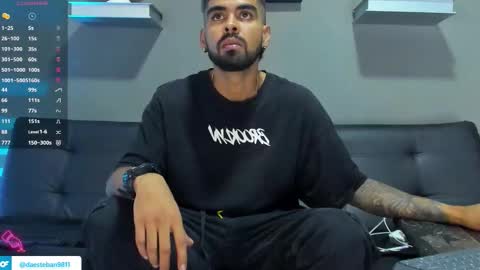 Snapshot of stephenbrown_ chatting on October 2, 3:24 am    ................     online show from October 2, 3:24 am