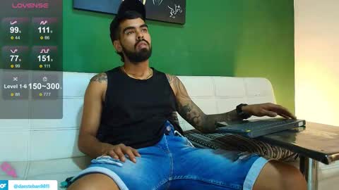 Snapshot of stephenbrown_ chatting on October 15, 9:59 pm    ................     online show from October 15, 9:59 pm