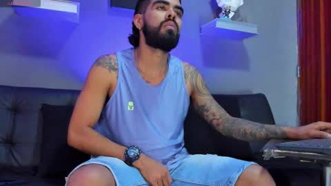    ................     online show from November 10, 9:03 pm