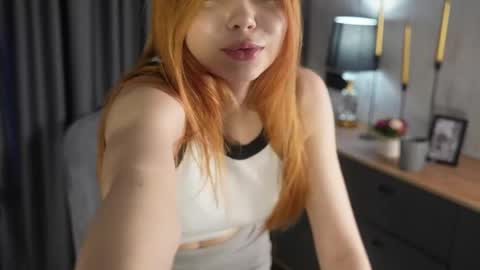 Molly online show from May 25, 1:17 pm