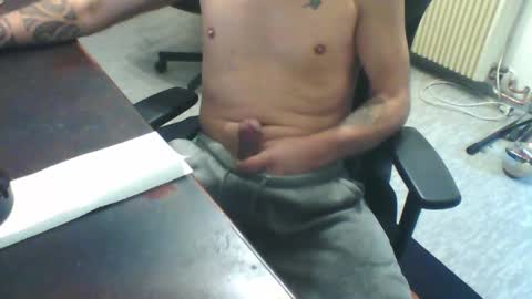 Snapshot of steppporn chatting on December 28, 10:03 am steppporn online show from December 28, 10:03 am