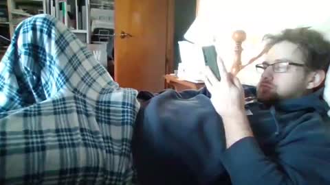 Snapshot of sterben13v chatting on January 17, 2:22 pm Ian23602 online show from January 17, 2:22 pm