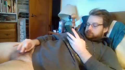 Snapshot of sterben13v chatting on February 21, 1:12 pm Ian23602 online show from February 21, 1:12 pm