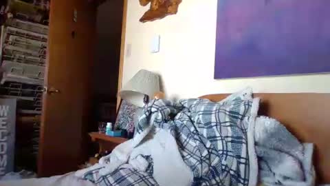 Snapshot of sterben13v chatting on March 2, 3:30 pm Ian23602 online show from March 2, 3:30 pm