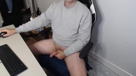 Snapshot of steve_oo8 chatting on November 3, 12:17 pm steve_oo8 online show from November 3, 12:17 pm