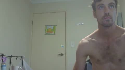 Snapshot of steveaussie chatting on February 25, 12:25 am Australian420 online show from February 25, 12:25 am