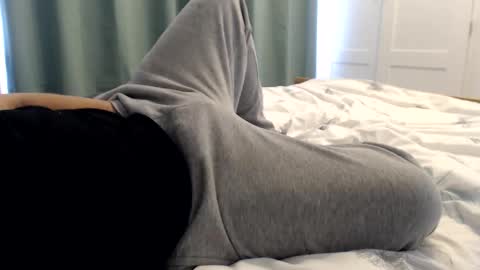 Snapshot of stevebate222 chatting on September 23, 1:03 pm stevebate222 online show from September 23, 1:03 pm