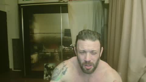 Snapshot of stevebulkzor chatting on May 17, 12:08 am Steve Oakenshield son of John son of Vasyl online show from May 17, 12:08 am