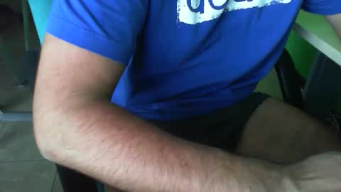Snapshot of stevehornystud chatting on April 19, 5:01 pm stevehornystud online show from April 19, 5:01 pm
