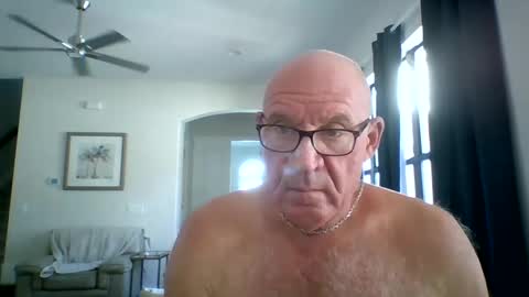 Snapshot of stevejons47 chatting on September 15, 2:39 pm stevejons47 online show from September 15, 2:39 pm