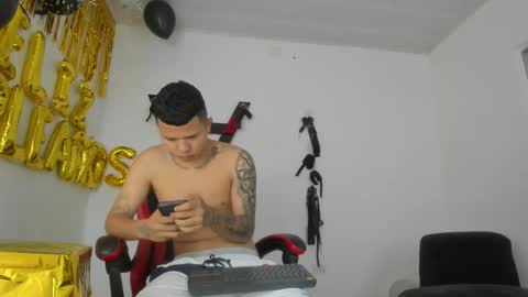 Steven online show from February 4, 11:49 am