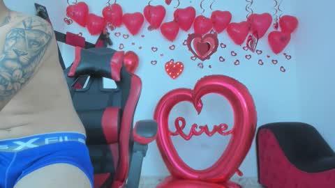 Steven online show from February 13, 5:09 pm