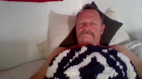 steven626708 online show from April 23, 1:57 pm