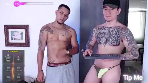 steven_and__alex online show from June 18, 4:11 pm