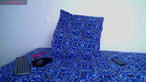 Snapshot of steven_smith05 chatting on February 25, 7:42 am Esteban online show from February 25, 7:42 am